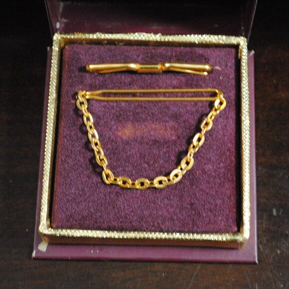 Vintage Manleigh Tie Clip & Collar Bar Clip Set with Original Box - Picture 2 of 15